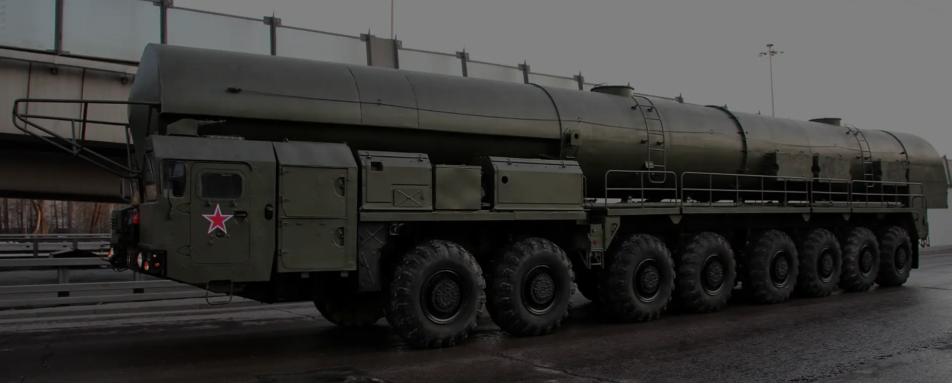 Заказать онлайн перевозку ракет военного назначения в городе Ивдель (Уральский округ - Свердловская область)  грузовой платформой